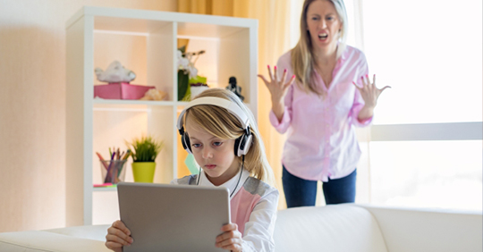 advantages and disadvantages to children's use of electronic devices